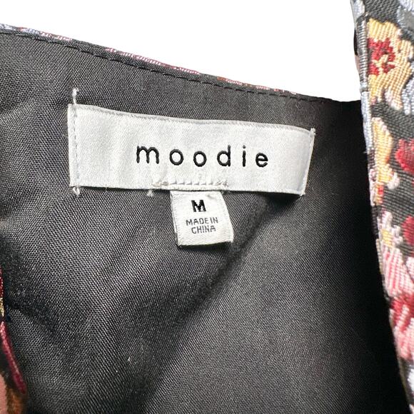 Moodie | Women | Floral Jacquard Tapestry Babydoll Crop Top | Medium - Picture 6 of 12